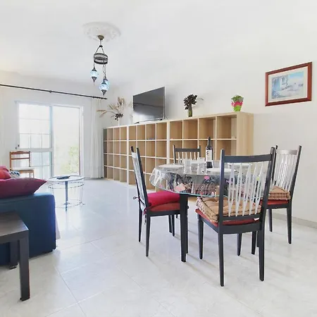 1 Quarto, Bbq, Terraco, Perto Praia, Prestige For *